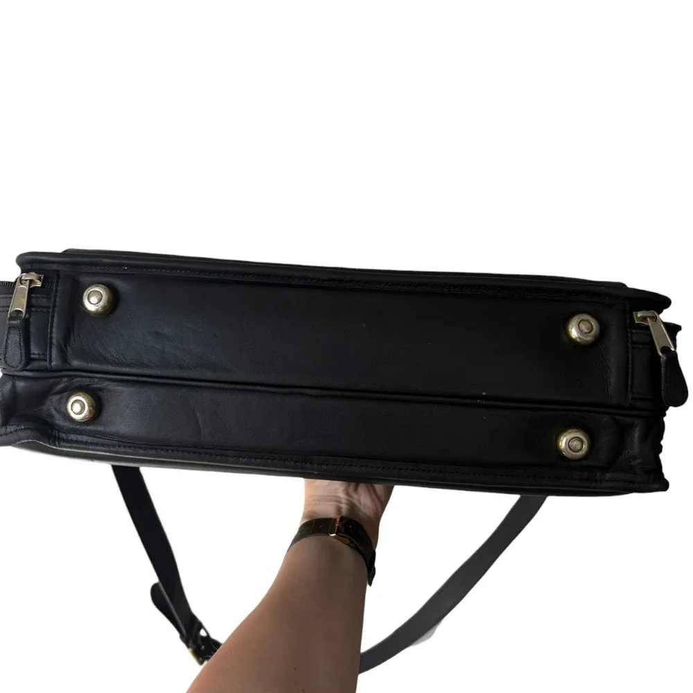 Coach Vintage Black Glove Tanned Leather 0537 Laptop Messenger Bag Case Luggage